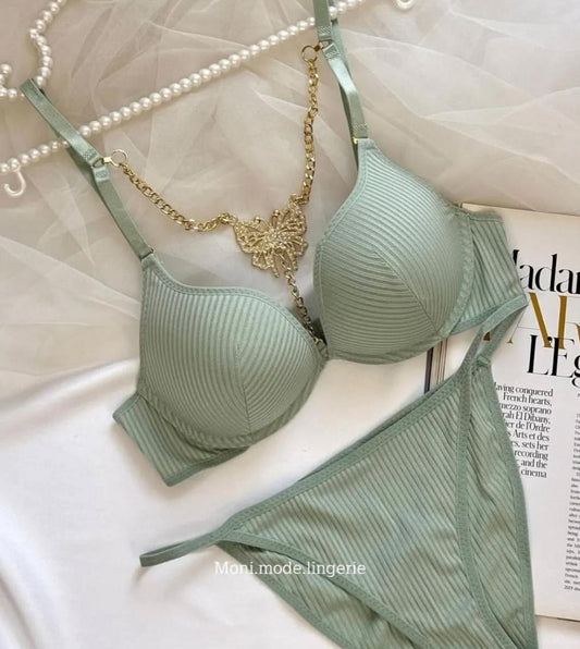 FrontFlirt Padded Sexy Bra Set
